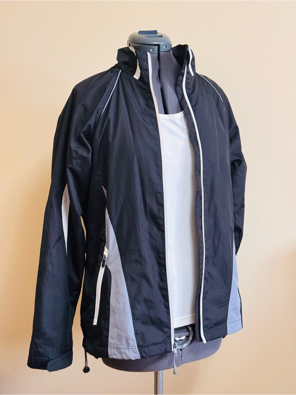 Women’s Black and Gray Lightweight Windbreaker Jacket
